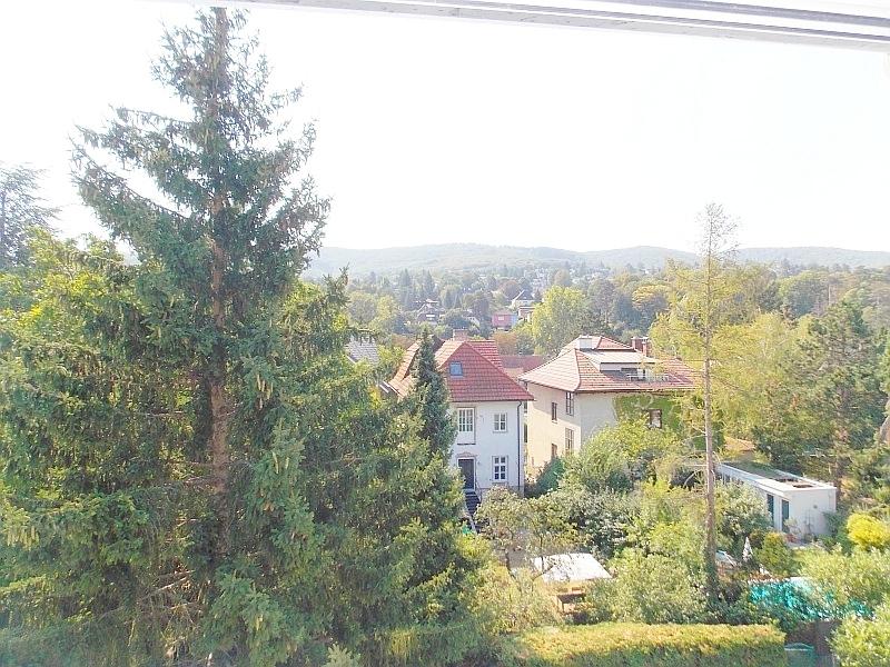 f Ausblick - Klosterneuburger Gasse: 2 Zimmer am Fuß des Buchbergs, Grünruhelage