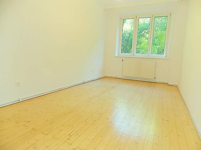 e Schlafzimmer - 1190 Wien: 3,5 Zimmer, Garten, beste Lage Pyrkergasse