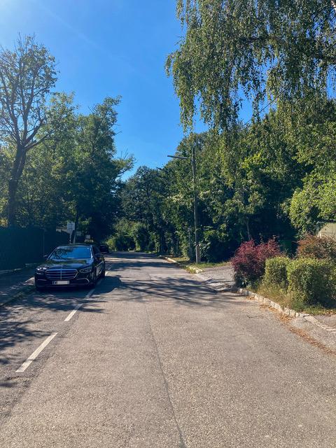 y Zufahrtstrasse - 1190 Wien - Neustift am Walde – Gegenüber American International School - Reihenhaus mit Eigengarten in ruhiger Grünlage